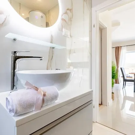 The View فيلا لوكا