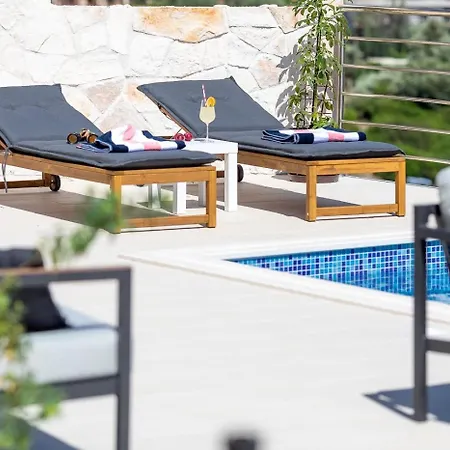 فيلة The View فيلا لوكا