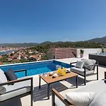 The View * Vela Luka