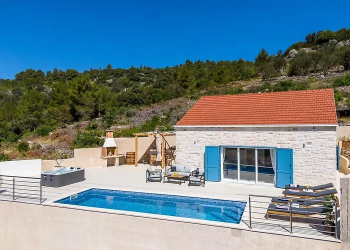 The View Villa Vela Luka